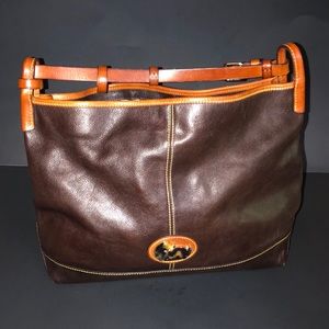 Dooney & Bourke purse!!!